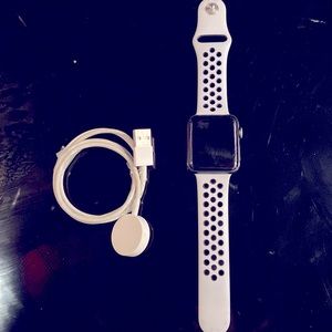 Appl Watch 3 Series